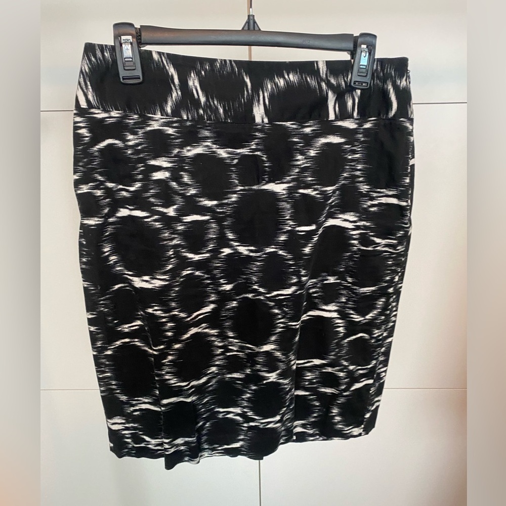 Alfani Black & White Pencil Skirt